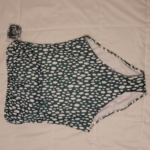 Kona Sol Bathing suit size Large